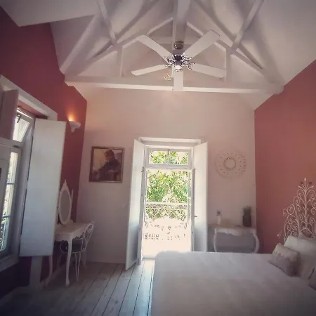Sleeping Beauty Boutique In Bed & Breakfast Monchique